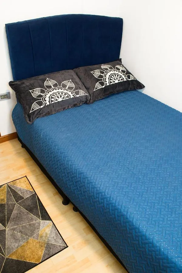 Hostal Lucas Corferias - Habitaciones Privadas Bogotá 0*,